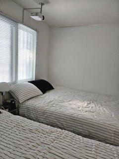 Hongik University Station 10 minutes walking distance 3 Queen Beds for 6 people - Seoul - 1