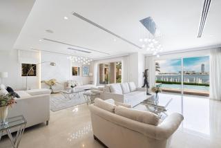 JuliusHomes - 5BR Villa with Pool in Palm Jumeirah - Dubai - 8