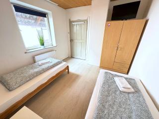 I Apartment 17 Personen - Monteurzimmer - Ferienwohnung, Großköllnbach - Pilsting - 9