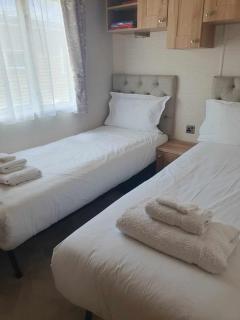 Isabel's Retreat - Mudeford - 1