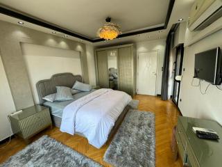Private Jacuzzi 2BR Apt Nile corniche Maadi - Il Cairo - 3