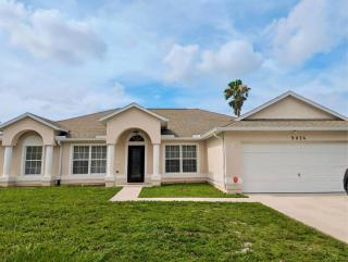 Spacious Family Retreat - Pet Friendly - Vero Beach - 9