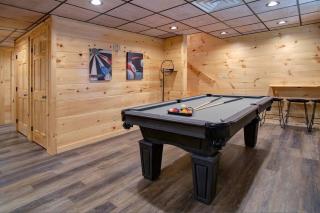 NEW BUILD-5BD-Hottub-WIFI-Theater-Pool Tble-ROKU - 8