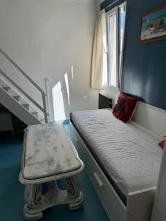 Duplex cozy avec entrée autonome, proche bus - 0