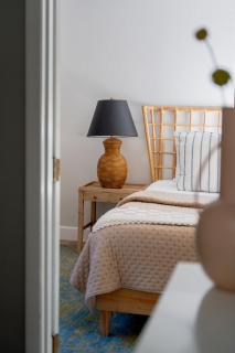 Quiet, convenient & Modern Haven - 4