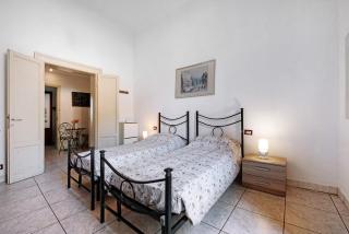 Appartamento In Centro - Como - Como - 9