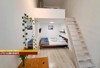 Little Americas Alamo Heights Apartment - Budapest - 2