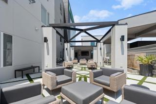 Holiday Inn Gonzales by IHG - Gonzales - 5