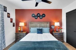 Casa De Rock - Tucson - 4