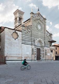 Piazza Duomo - 20 min by train to Florence - Prato - 5