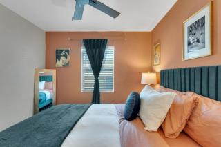 GatsbyGlam Getaway - Tucson - 3