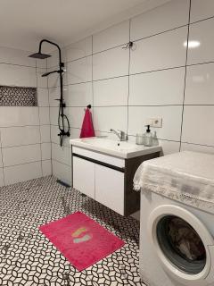 Trabzon'da Harika Manzaralı Ev - 9