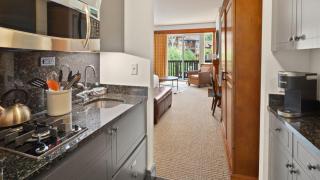 319 Lodge At Spruce Peak Ski In Ski In Ski Out King Studio - Stowe - 2