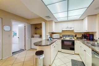 Village des Pins - Pinetree #207 - Sarasota - 3