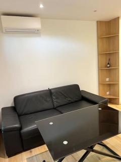 Appartement dans résidence avec piscine - 1