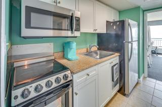 Myrtle Beach Oceanfront Condo with Pool and Lazy River - Myrtle Beach - 3