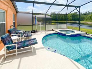Upstay - Bungalow w Private Pool Hot Tub Lake View - Davenport - 2