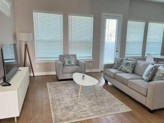 Spacious townhome by the heights - Houston - 0