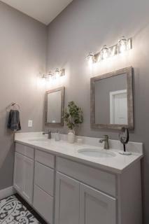 Altitude Adjustment - New Treehouse in Innsbrook - 5