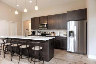 Altitude Adjustment - New Treehouse in Innsbrook - 3