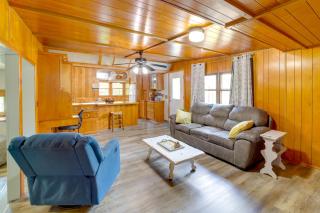 Pet-Friendly McAlester Home with Lake Eufaula Access - McAlester - 6