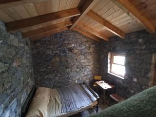 Traditional Stone House in Akamatra Ikaria - Raches - 9