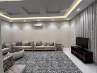 شقة غرفتين ومدخل سيارة دور ارضي الضيافة - 7