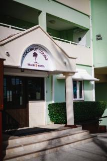 Coconut Court Beach Hotel - Bridgetown - 8