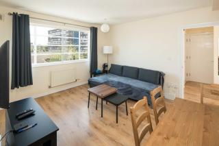 2BD London Flat - City Buzz & Parkside Serenity - Londra - 0