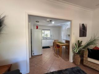 Lofty's Lodgings - 4