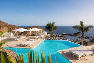 Grand Horizon Luxury Boutique Apartments - 9