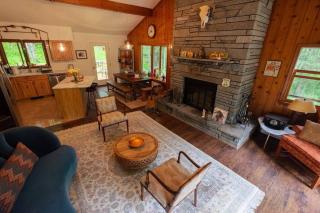 The Fern Hill Lodge Serenity on 20 Acres - Barryville - 5
