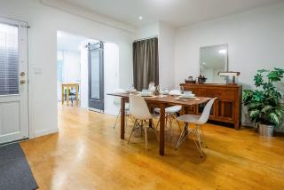 Modern Townhome 3BR-Double Bed Near Christie Pits Park - Toronto - 8