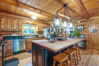 Drifting Feather Mountain Cabin Waterfront Deck - Blue Ridge - 6