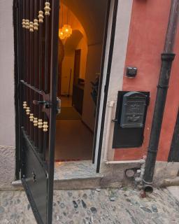 Villa Anna - Nyrenoverad familjelägenhet i hjärtat av Alta! Snabbt wifi! - Ventimiglia - 9
