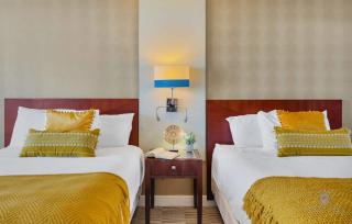 Luxury Bayfront Studio with Balcony Amazing Pool - 7