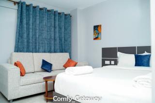 Comfy Getaway STUDIO apartments along Kisauni Road Nairobi West, near Express entry, JKIA & SGR with KING BED, WIFI, NETFLIX and SECURE PARKING - Nairobi - 1