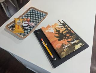 Tranquil Getaway Cottage in Charming, Bethel CT - 9