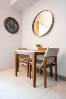 Stylish 1BR Units near Mitsukoshi and Uptown Mall in the Heart of BGC - Manila - 6