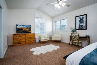 Snowbasin Lakehouse with Hot Tub and Resort Amenities - Huntsville - 7