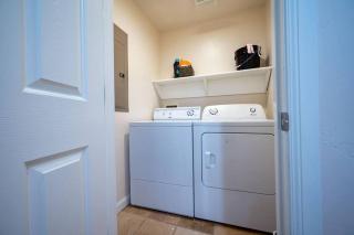 Snowbasin Lakehouse with Hot Tub and Resort Amenities - Huntsville - 1
