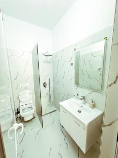 Vizion Hotel-Double room - 3