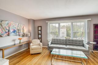 Arlington Townhome with Furnished Patio! - Arlington - 6