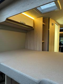 Lakoautó Berlés Luxus negykereken 2 Kastenwagen - 1