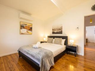 Peaceful 3Beds Affordable Home near BNE Airport - Brisbane - 3