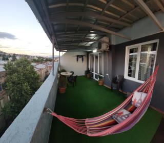 Cozy & Sweet Home - Tbilisi - 8