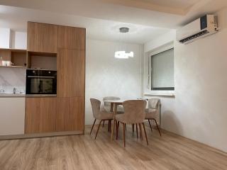 Ruby Modern Central Apartment - 3