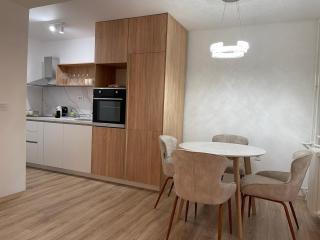 Ruby Modern Central Apartment - Skopje - 2