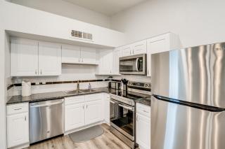 Game Room and Patio Family Home in The Colony! - 1