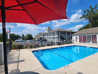 SureStay Plus Hotel by Best Western Asheboro - Asheboro - 2